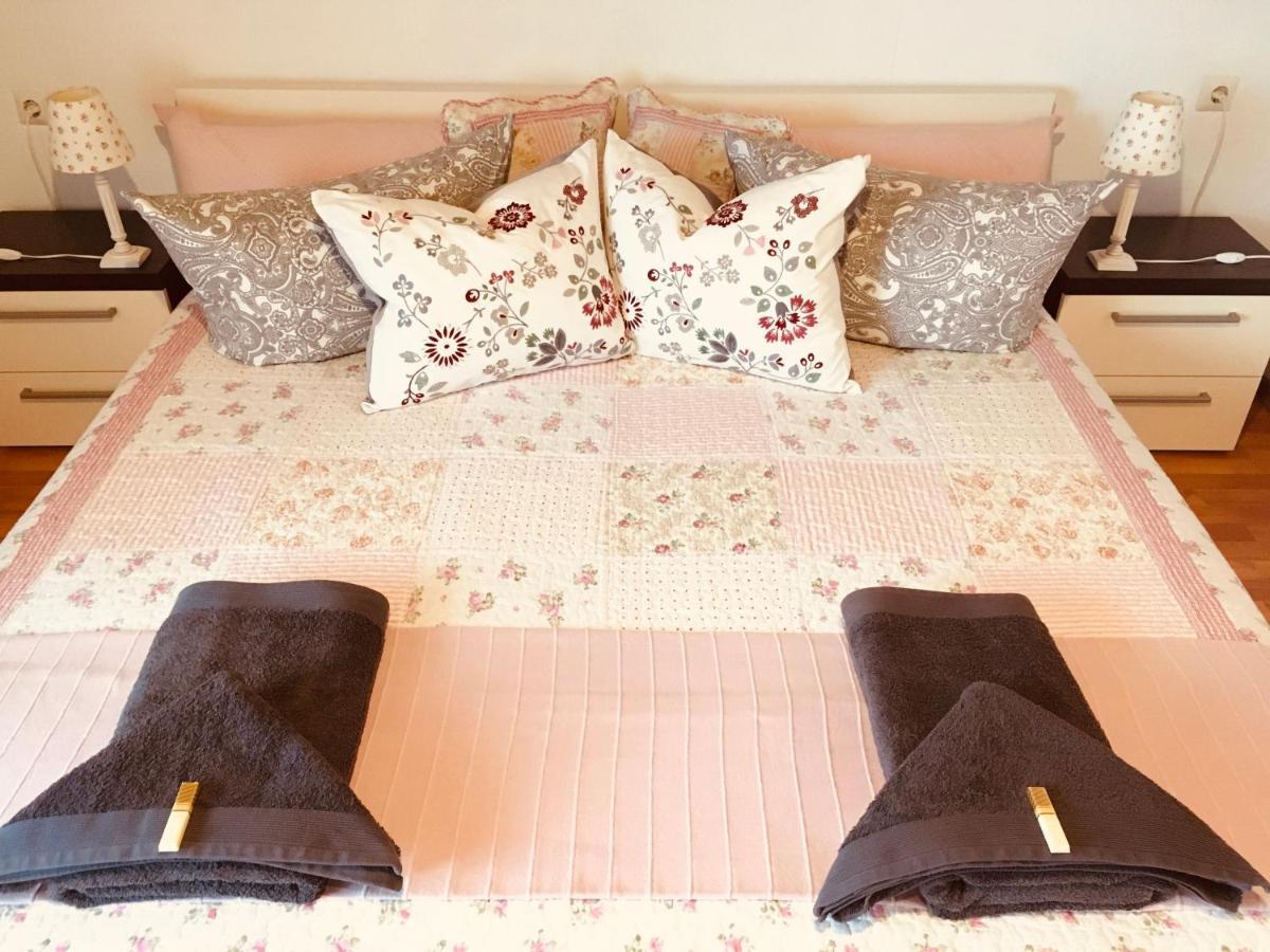 Ferienwohnung „Am Gnaucks Hutberg“ Hohnstein Bagian luar foto
